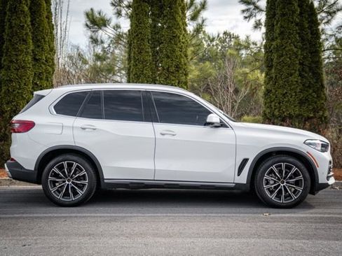 Used 2019 BMW X5 xDrive40i w/ Parking Assistance Package image 12