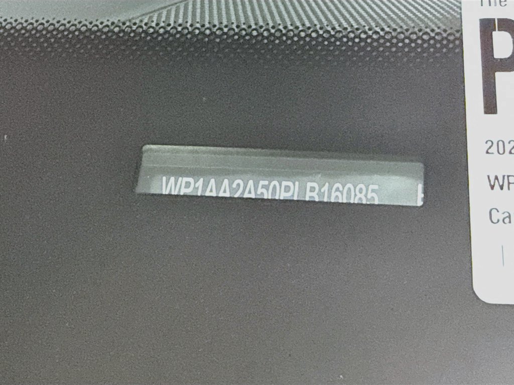 Certified 2023 Porsche Macan AWD/4WD image 30