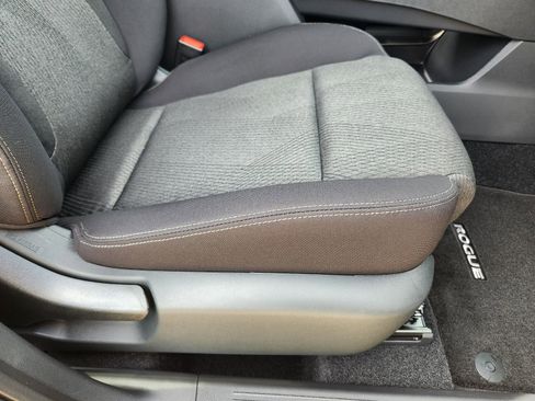 New 2026 Nissan Rogue SV image 20
