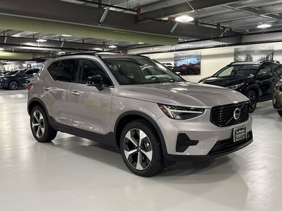 Used 2026 Volvo XC40 B5 Core w/ Protection Package Premier