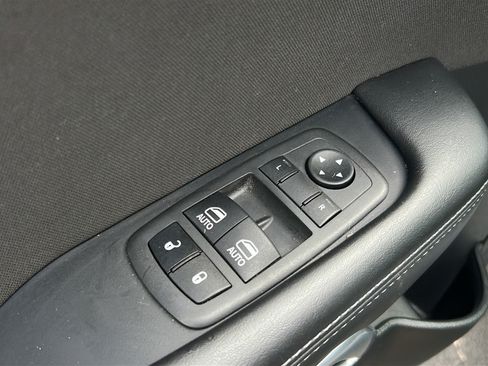 Used 2022 Dodge Challenger R/T w/ Blacktop Package RWD image 10