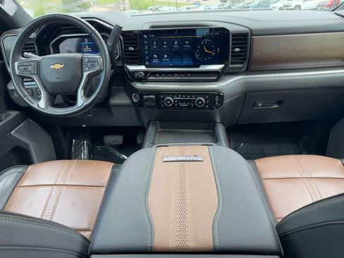 Used 2024 Chevrolet Silverado 3500 High Country w/ High Country Premium Package AWD/4WD image 12