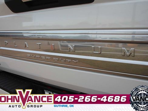 Used 2022 Ford F450 Platinum w/ FX4 Off-Road Package image 12