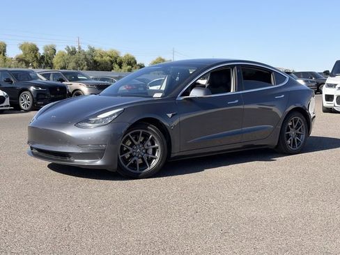 Used 2020 Tesla Model 3 Performance image 2