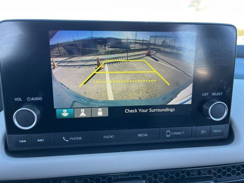 Certified 2025 Honda HR-V LX image 23