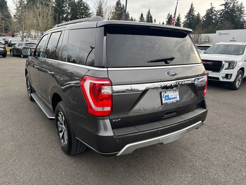 Used 2021 Ford Expedition XLT image 7