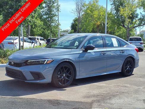 Used 2024 Honda Civic Sport image 3