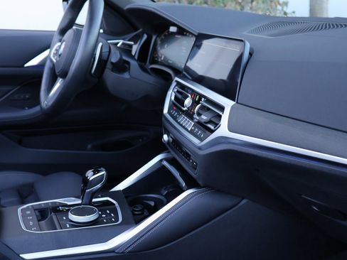 Used 2022 BMW 440i xDrive Convertible image 12