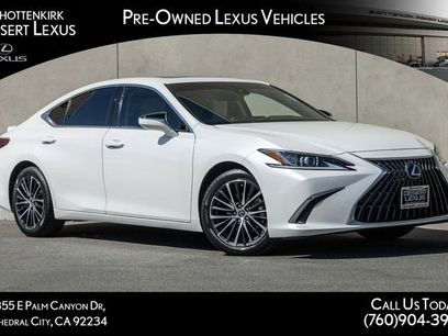 Used 2024 Lexus ES 300h w/ Premium Package