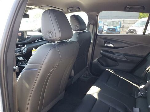 New 2026 Buick Envista Sport Touring FWD image 9