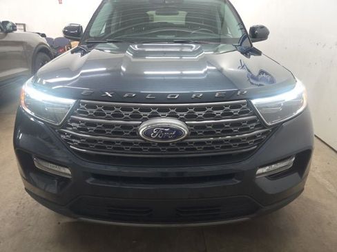 Certified 2023 Ford Explorer XLT w/ Equipment Group 202A AWD/4WD image 22