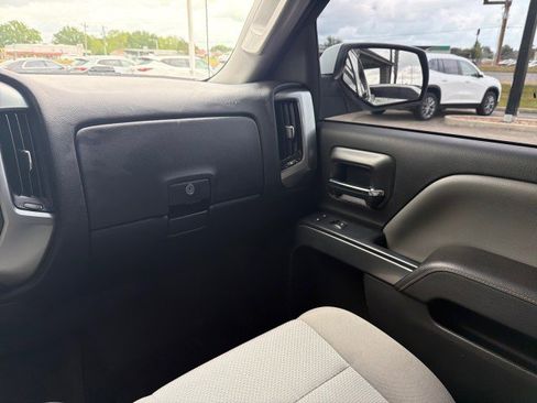 Used 2017 Chevrolet Silverado 1500 LT w/ LT Fleet Convenience Package AWD/4WD image 19