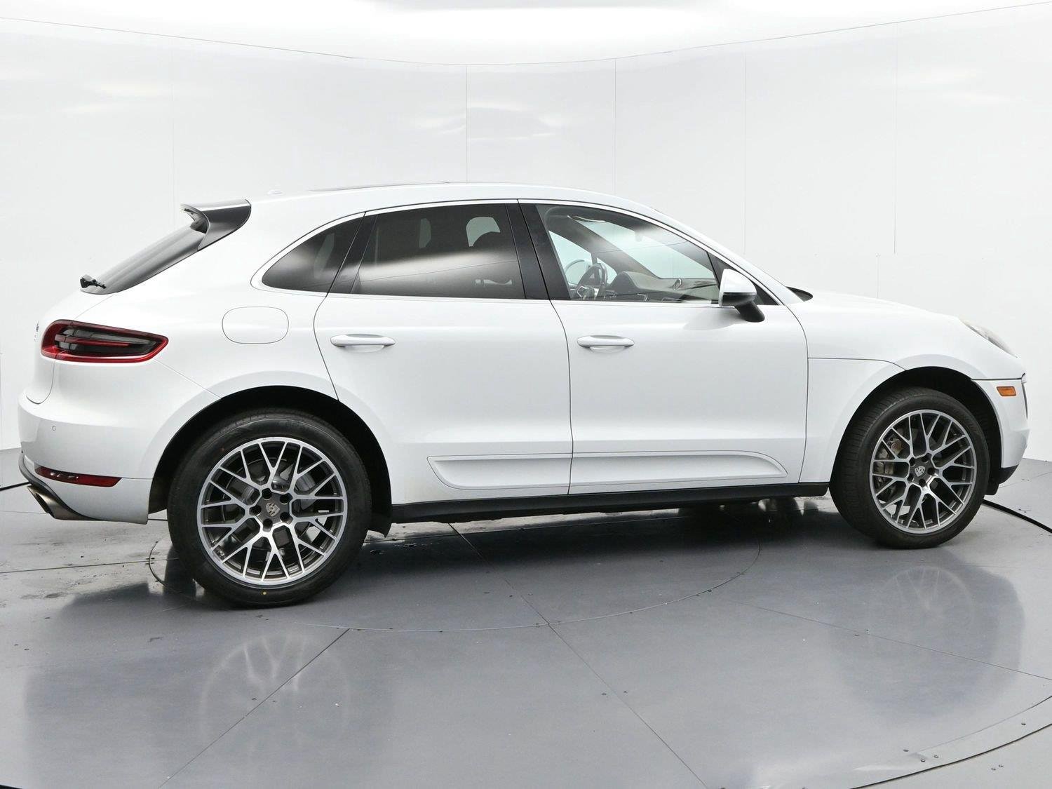 Used 2016 Porsche Macan S AWD/4WD image 8