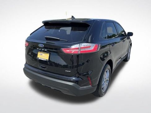 Used 2024 Ford Edge SE AWD/4WD image 9