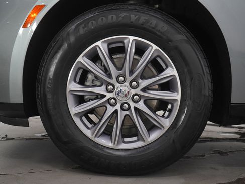 Used 2023 Buick Enclave Essence image 30