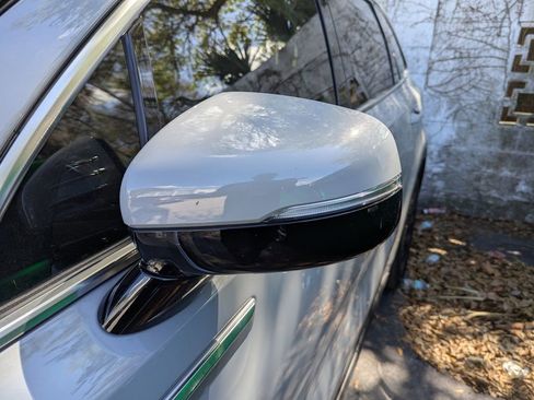 Certified 2025 Kia Sorento S w/ Panoramic Sunroof Package image 4