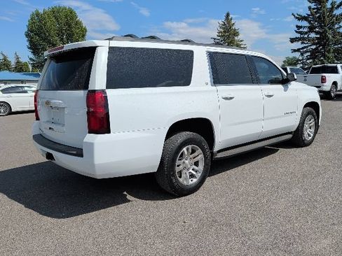 Used 2018 Chevrolet Suburban LT AWD/4WD image 3