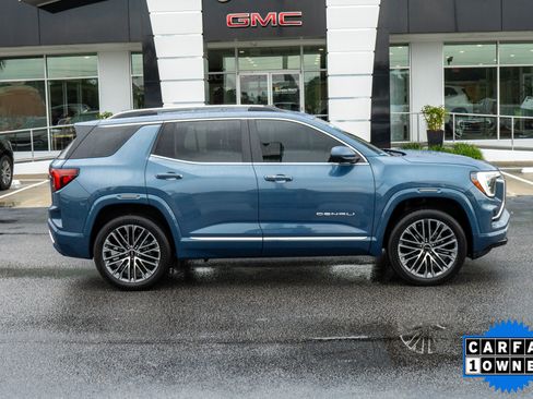 Used 2026 GMC Terrain Denali w/ LPO, Floor Liner Package AWD/4WD image 2