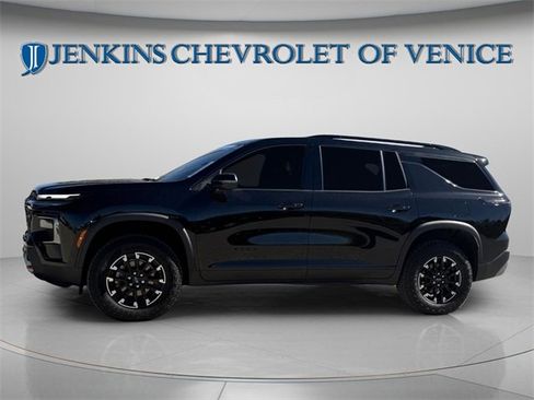 Certified 2025 Chevrolet Traverse Z71 w/ Enhanced Driving Package image 3