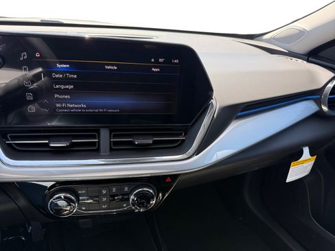 New 2026 Chevrolet Trax LT FWD image 12