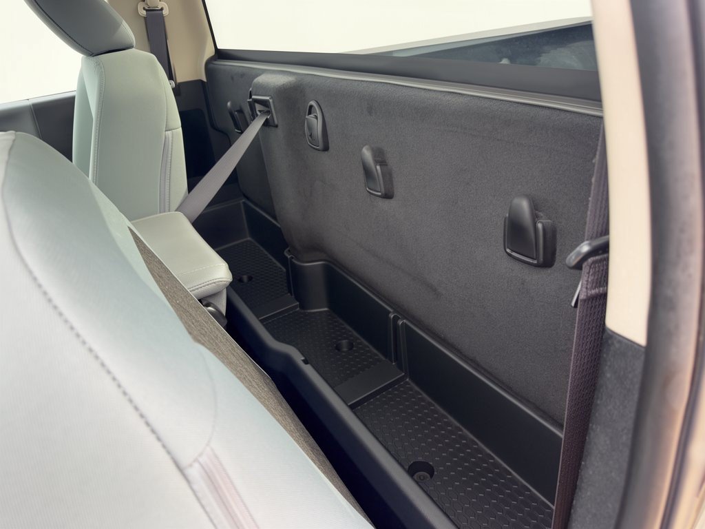 Used 2017 RAM 1500 Tradesman w/ Power & Remote Entry Group RWD image 25