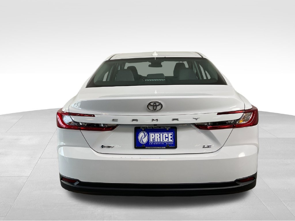 Used 2025 Toyota Camry LE FWD image 8