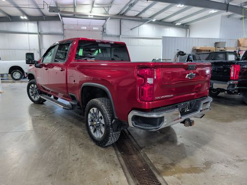 Used 2024 Chevrolet Silverado 2500 LT w/ All Star Edition AWD/4WD image 4
