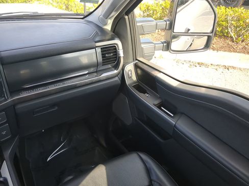 Used 2024 Ford F250 Lariat w/ Lariat Ultimate Package image 17