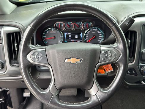 Used 2018 Chevrolet Silverado 1500 LTZ Z71 AWD/4WD image 15