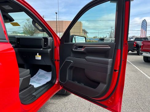 Certified 2026 Chevrolet Silverado 1500 LT image 17