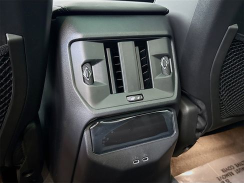 Used 2025 BMW X3 xDrive30i w/ Premium Package image 21