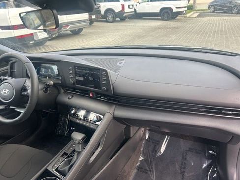 New 2026 Hyundai Elantra SEL Sport Premium image 25
