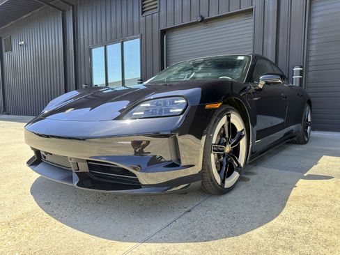 New 2026 Porsche Taycan RWD image 1