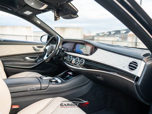 Used 2020 Mercedes-Benz S 560 Sedan image 13