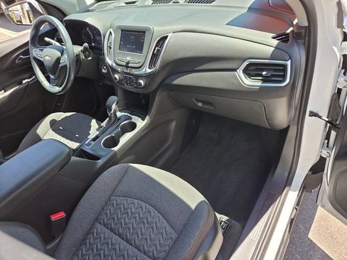 Certified 2023 Chevrolet Equinox LT FWD image 16