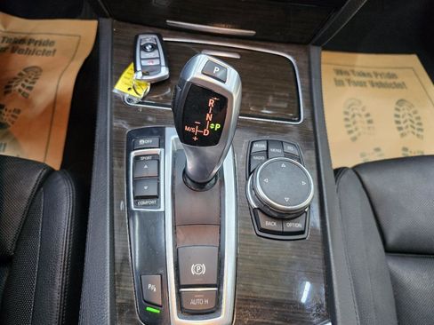 Used 2015 BMW 740Li image 35