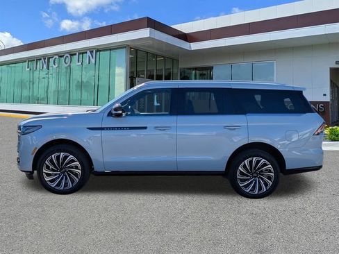 New 2025 Lincoln Navigator Black Label AWD/4WD image 7