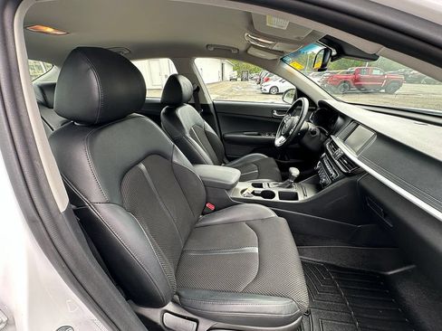 Used 2019 Kia Optima S FWD image 25