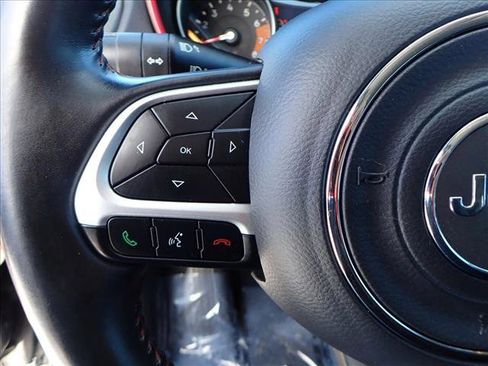 Used 2018 Jeep Compass Trailhawk image 13