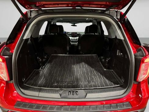 Used 2023 Ford Explorer XLT w/ Equipment Group 202A image 32