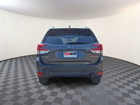 Used 2022 Subaru Forester Premium AWD/4WD image 6
