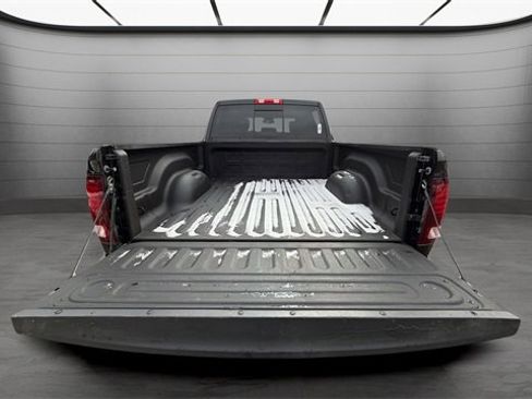 Used 2018 RAM 1500 Sport image 9