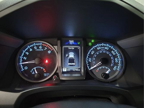 Certified 2023 Toyota Tacoma TRD Off-Road w/ Technology Package image 20