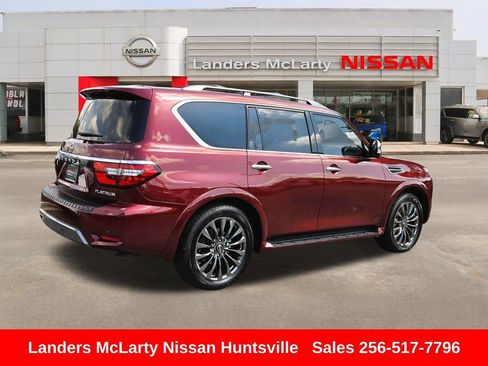 Used 2023 Nissan Armada Platinum w/ Captain's Chairs Package RWD image 3