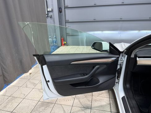 Used 2023 Tesla Model 3 Long Range image 9