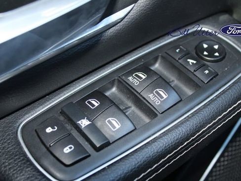 Used 2020 RAM 1500 Laramie image 22