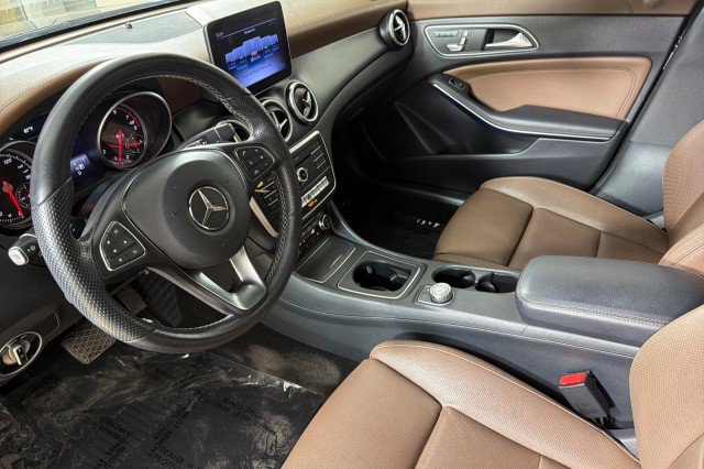 Used 2019 Mercedes-Benz CLA 250 image 9