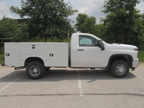 New 2025 Chevrolet Silverado 3500 W/T w/ WT Convenience Package image 2