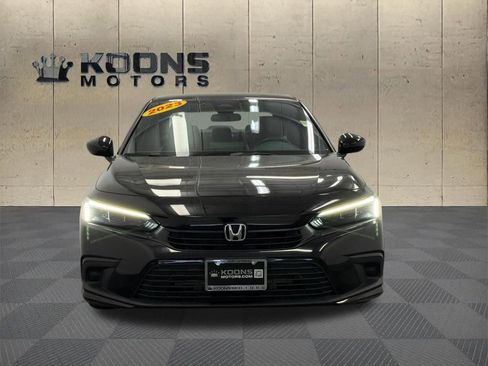 Used 2023 Honda Civic Sport image 3