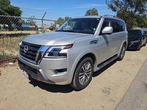 Used 2024 Nissan Armada SL w/ Captain's Chairs Package AWD/4WD image 1